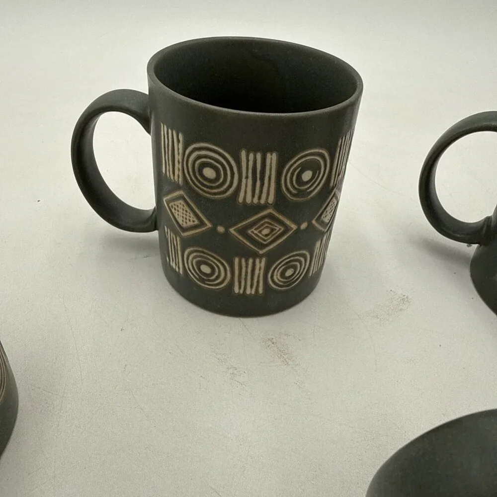 Pottery Barn Bongo Green Coffee Mug Cup Made In Japan Vintage Set 4